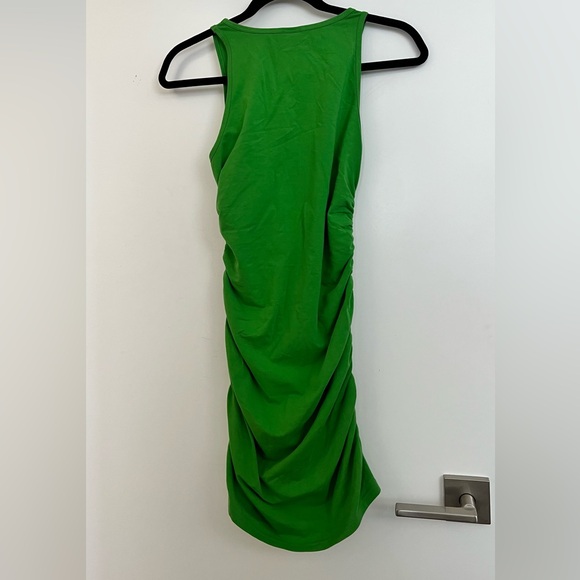 TNA Malibu Ruched Dress in lime green - Picture 7 of 9